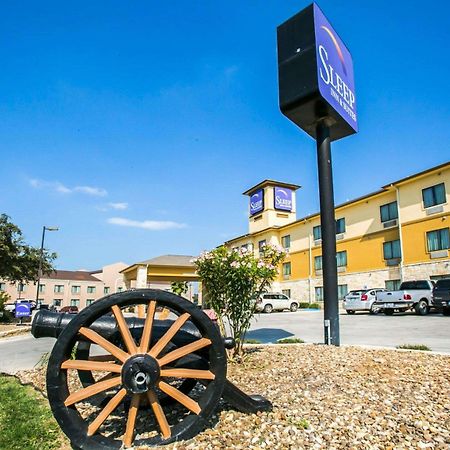 Sleep Inn & Suites Gonzales Near Palmetto State Park Bagian luar foto