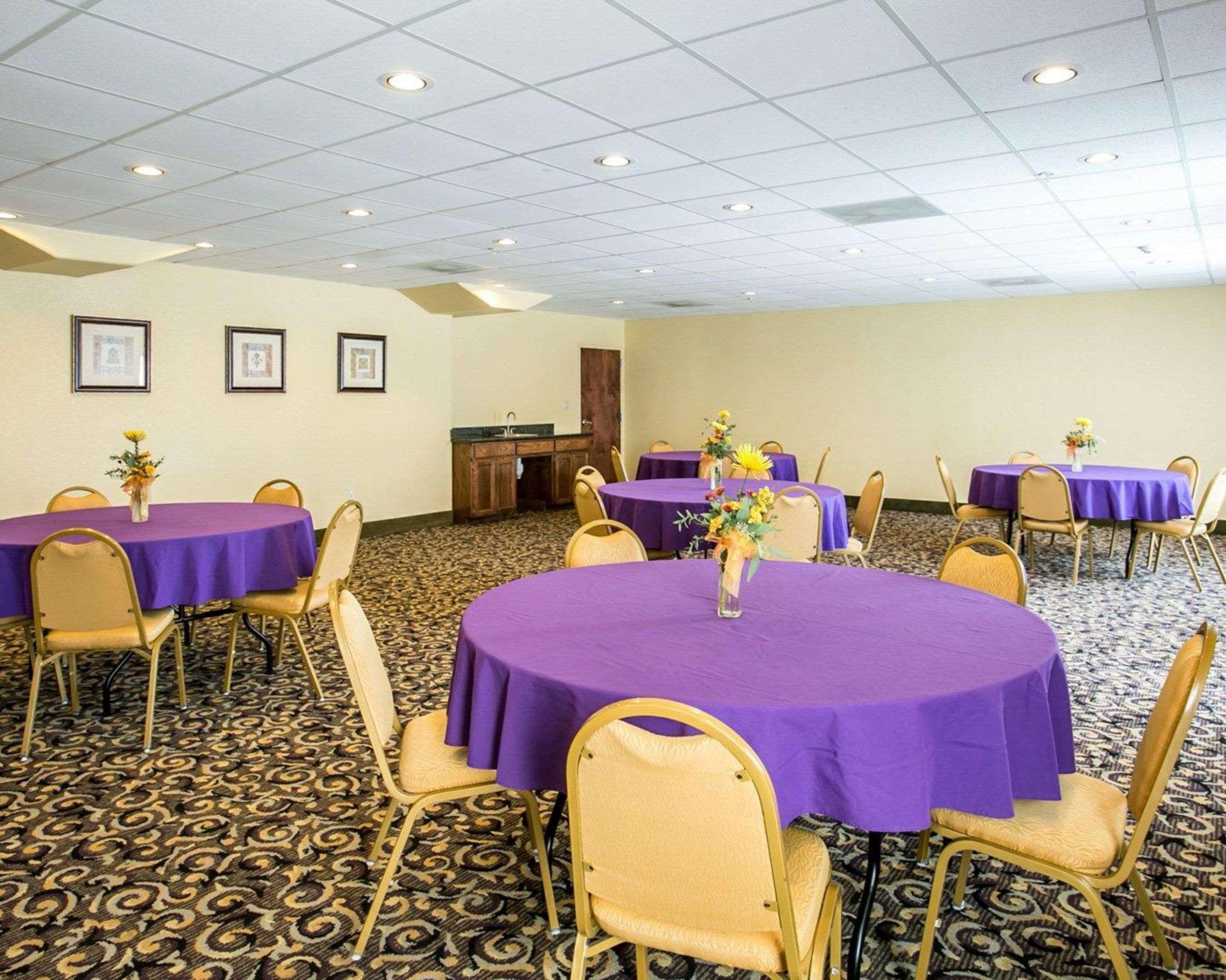 Sleep Inn & Suites Gonzales Near Palmetto State Park Bagian luar foto
