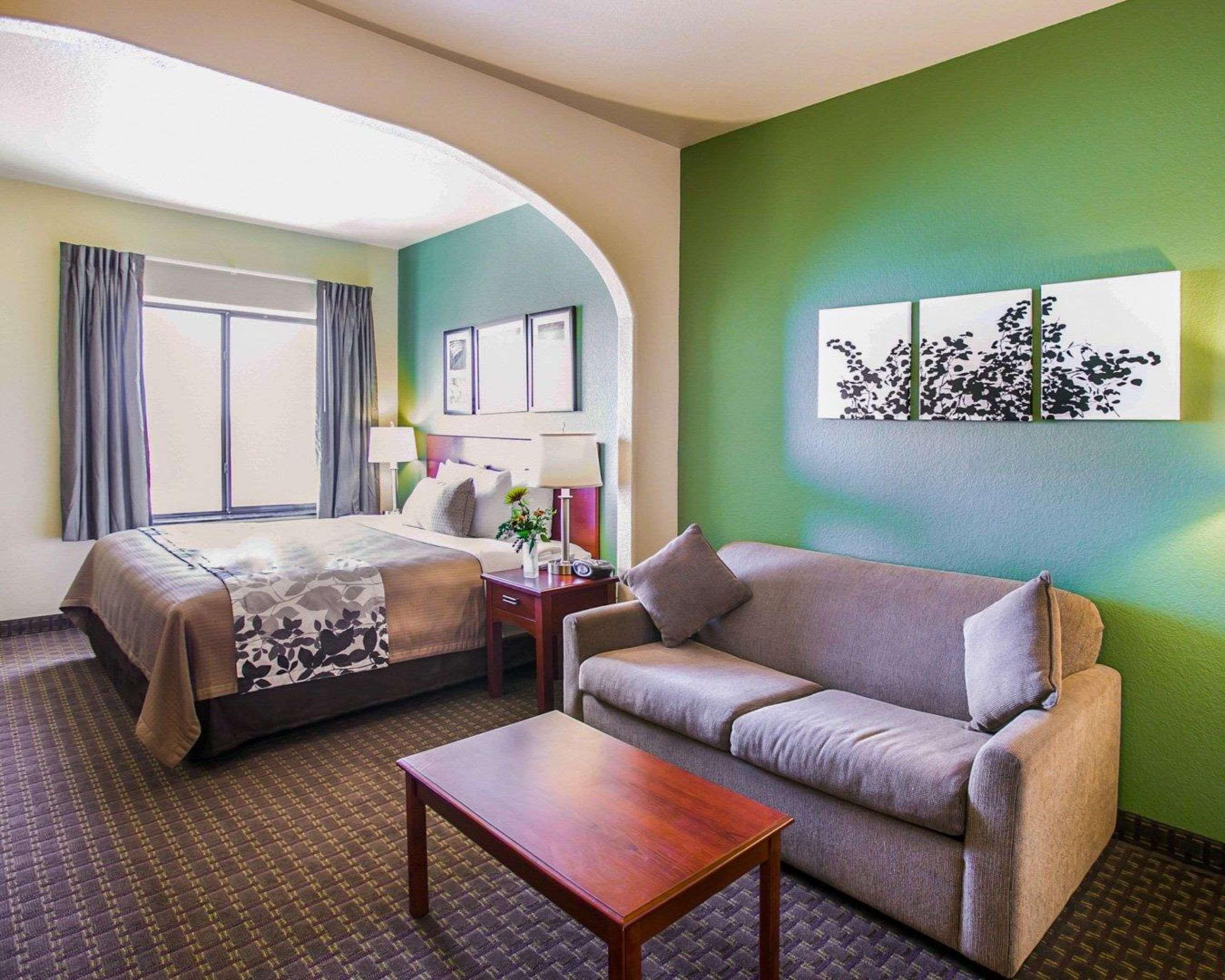 Sleep Inn & Suites Gonzales Near Palmetto State Park Bagian luar foto
