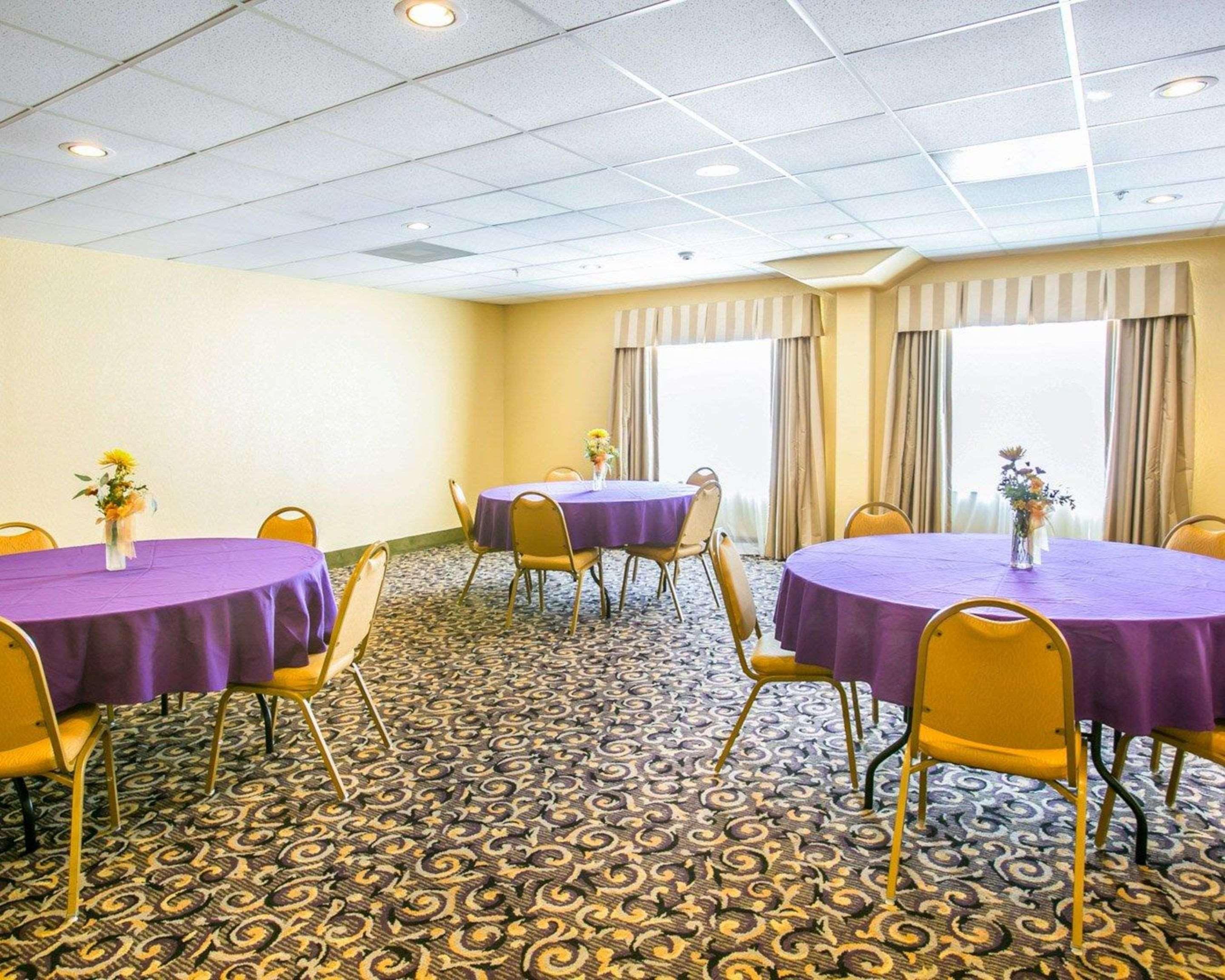 Sleep Inn & Suites Gonzales Near Palmetto State Park Bagian luar foto