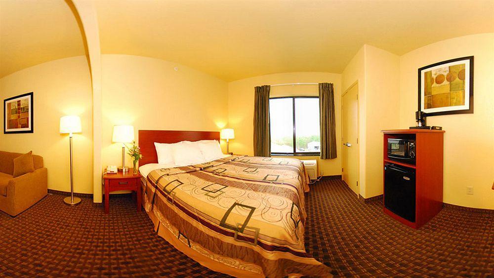 Sleep Inn & Suites Gonzales Near Palmetto State Park Bagian luar foto